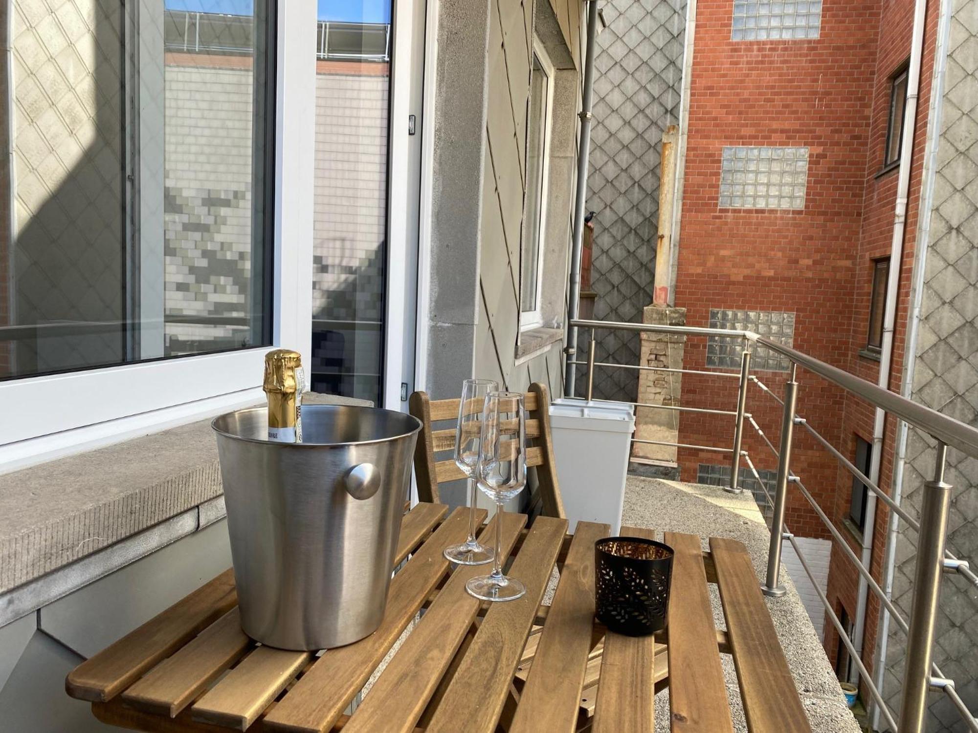 De Horloge Luxueus Vakantie Appartement 奥斯滕德 外观 照片